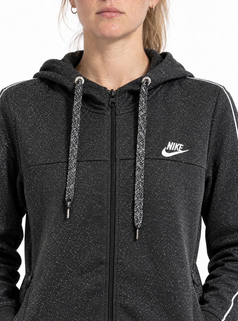 OPUS-العلامة والياقة