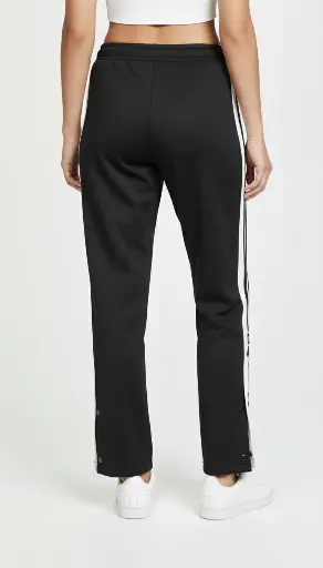black2.webp
