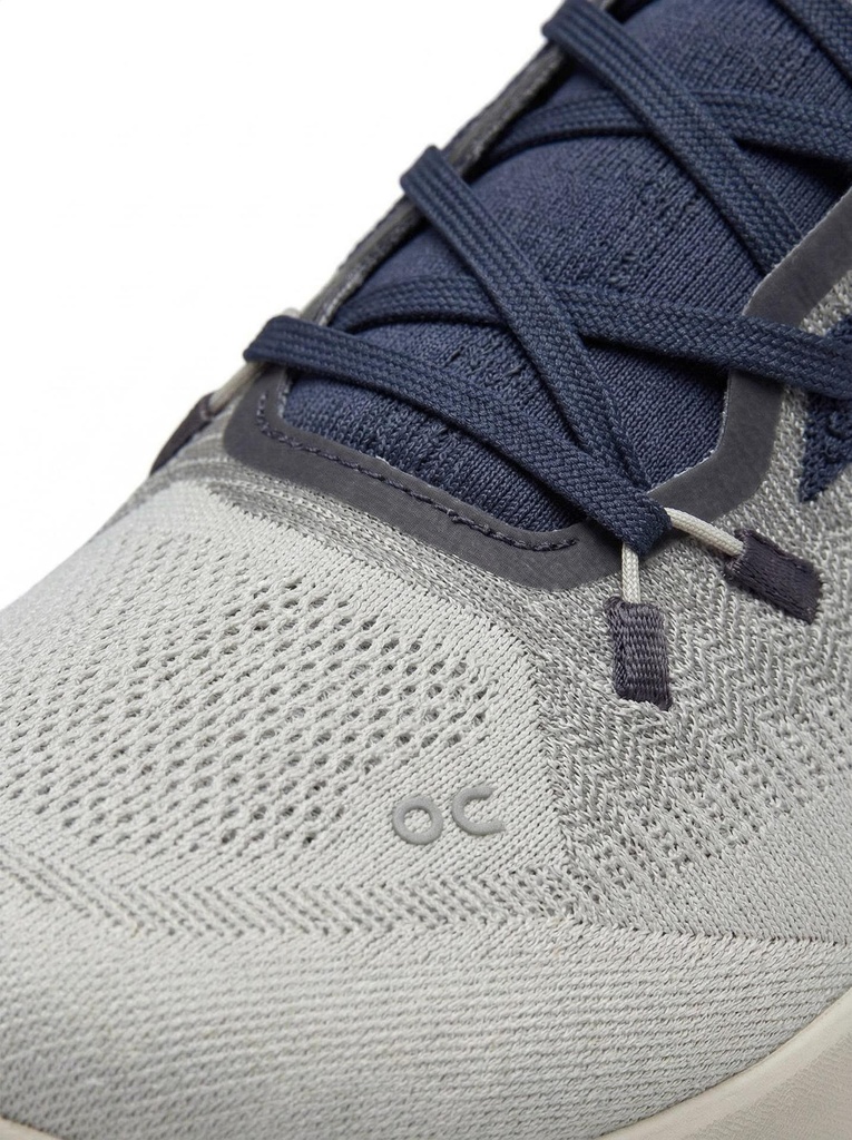 OPUS-Shoe Material & Stitching