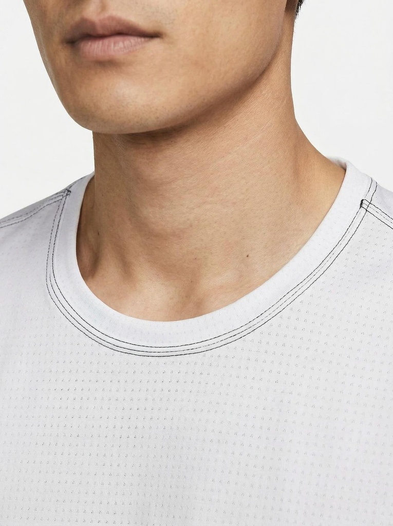 OPUS-Collar Detail