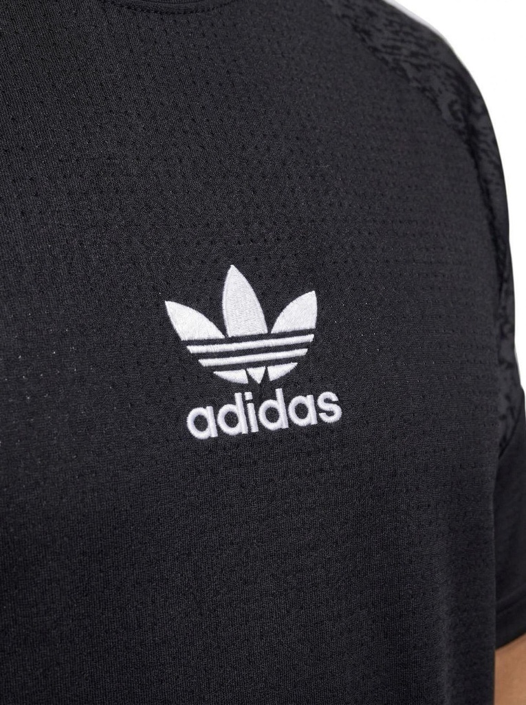 OPUS-تفاصيل الشعار