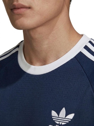OPUS-Collar Detail