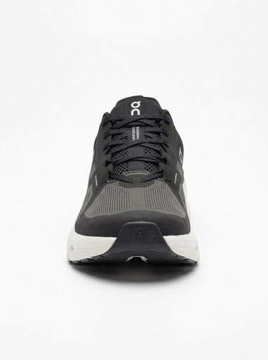 OPUS-Shoe Front View