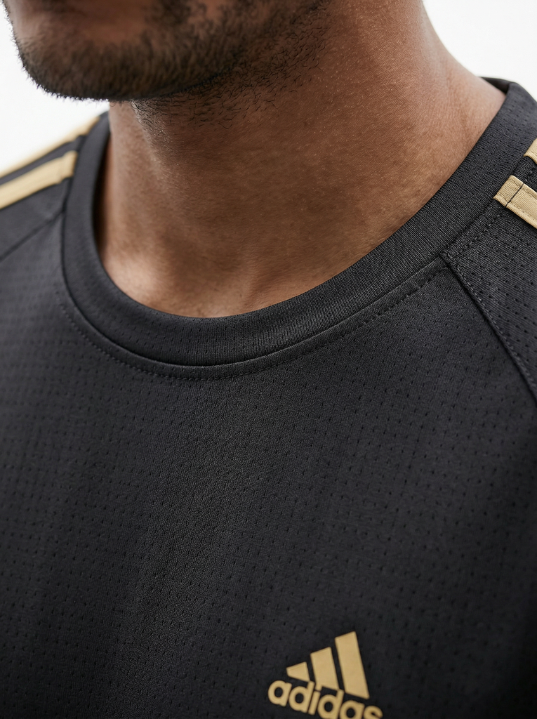 OPUS-Collar Detail