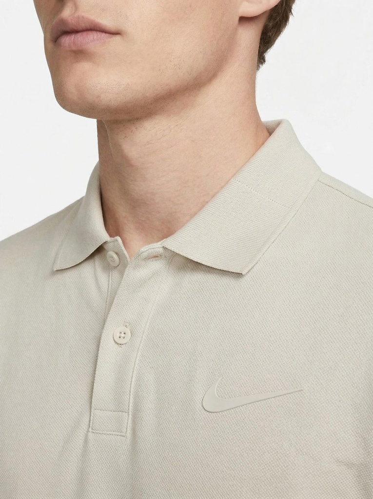 OPUS-تفاصيل الياقة