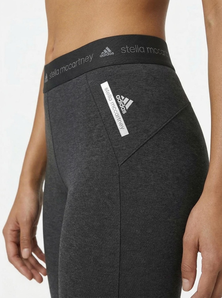 OPUS-تفاصيل الشعار